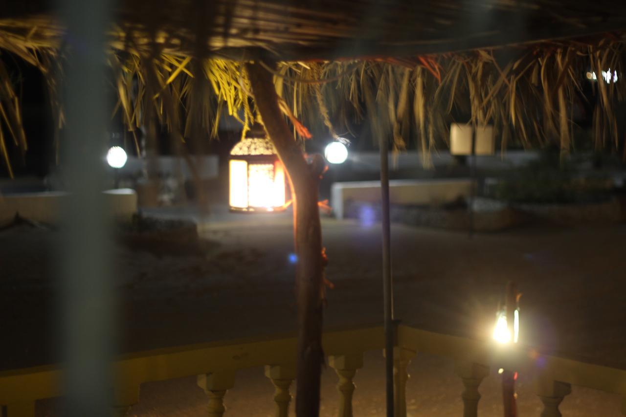 Golden Palm Oasis Hotel Fulayj al Masha'ikh Exterior photo